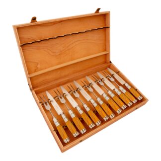 Juego De Cubiertos Linea Fina Madera Con Alambre De Alpaca Con Soaje Labrada 12 Piezas En Caja De Madera Cedro Lustrado Estilo CAMINO REAL