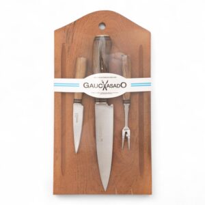 Kit De Tabla y Juego De Cuchillos Cabo Madera Gauchasado.